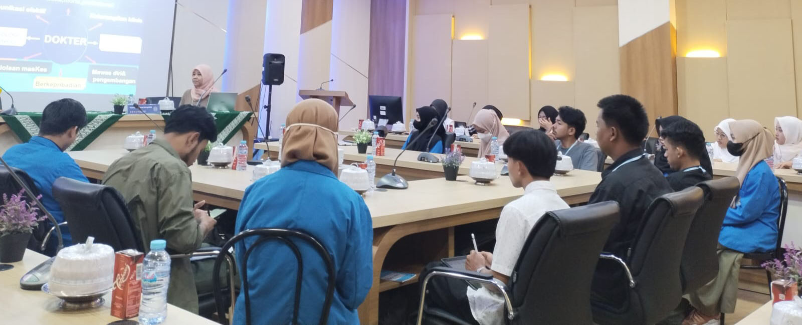 Lembaga Pengembangan Bahasa, Urusan Internasional dan Kerjasama